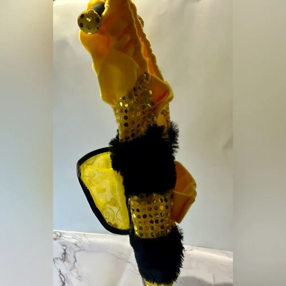 Top Paw Pet Halloween bee dog costume size medium